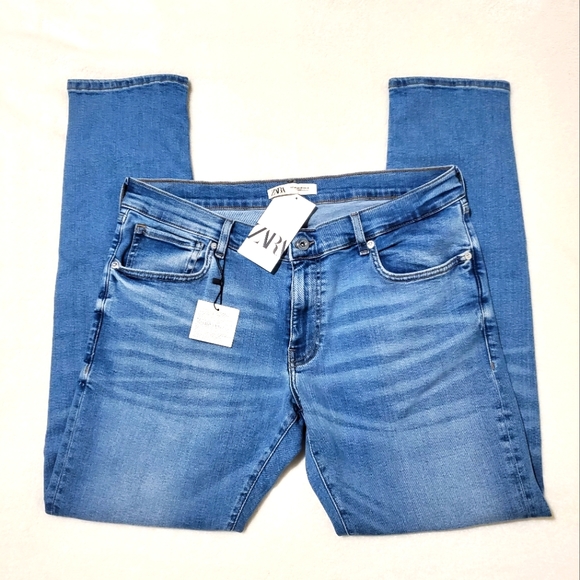 ❌️SOLD❌️Zara Low Rise Slim Jeans Size 36 - Picture 2 of 8